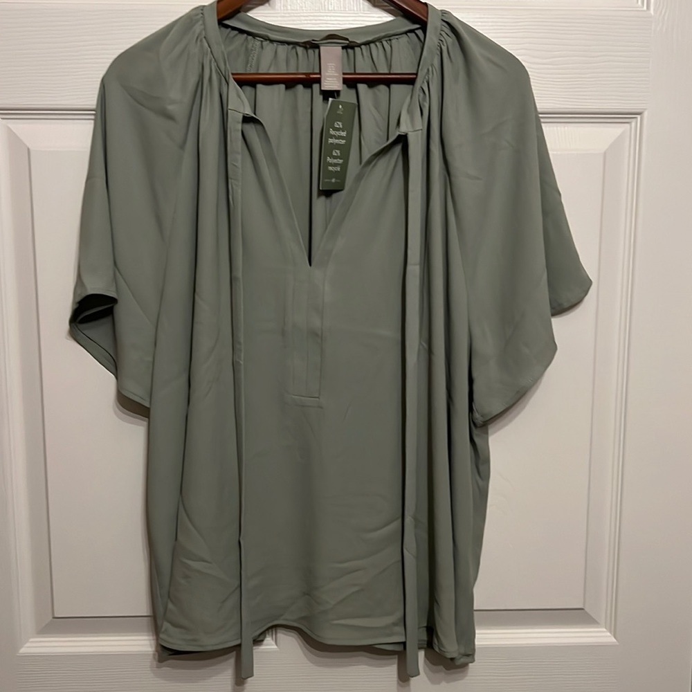NWT H&M spring light weight top size XL womens soft green